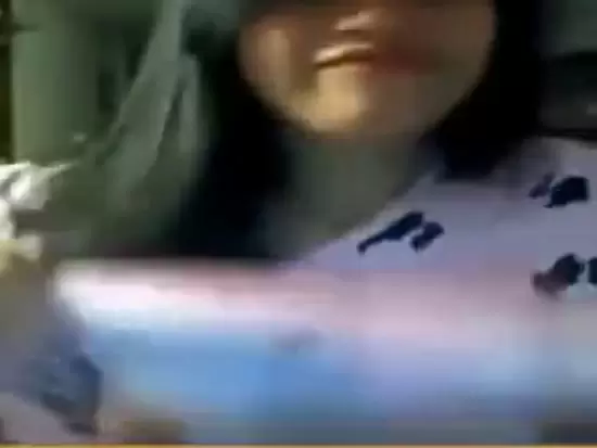 Cute asian tit flash and play