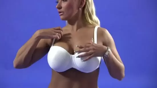 Busty Flexible Blonde Shows Naked Gymnastics