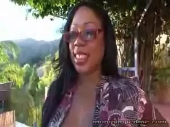 Black lesbo mom uses teen