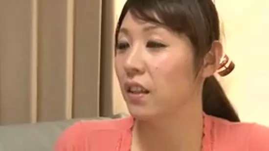 Busty Japanese Mio Sakuragi milking her breasts