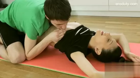 Brunette Chick In Yoga Class